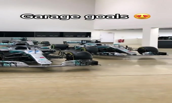 La Mercedes svela il suo garage delle meraviglie: ecco le 7 Regine della F1