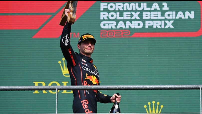 Verstappen: "Weekend splendido e inimmaginabile: macchina sempre sui binari"