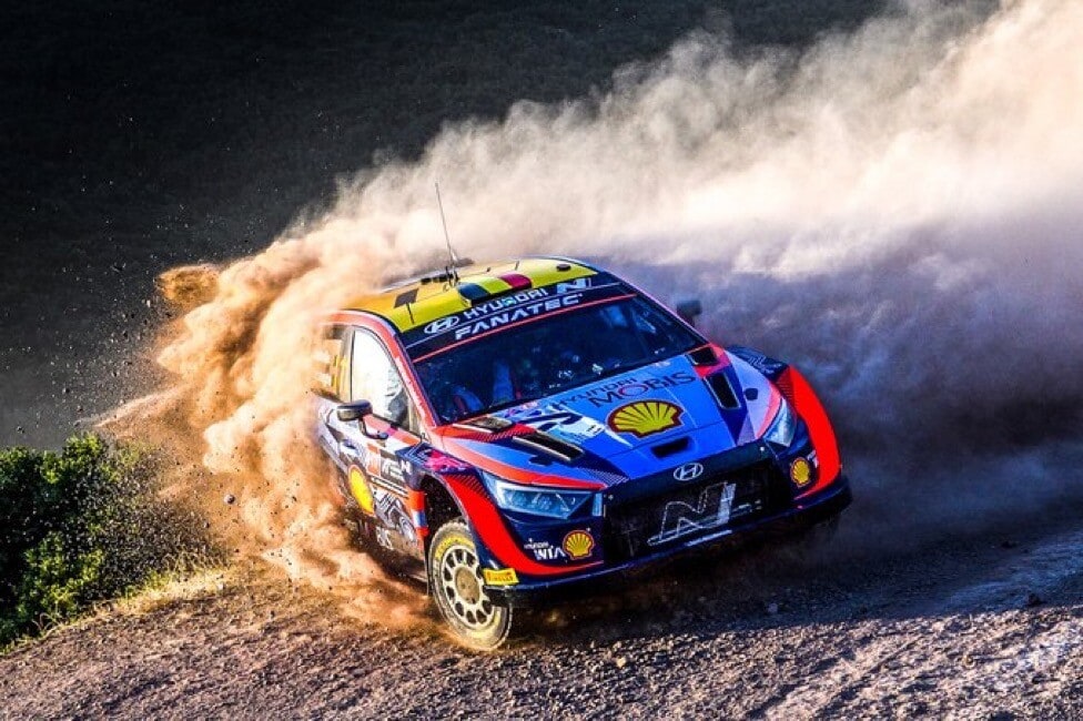 WRC, Hyundai scatenate in Grecia e Neuville balza in testa