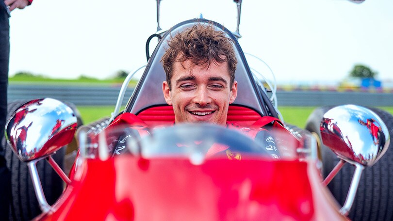 Leclerc sulla storica Ferrari 312 a Fiorano