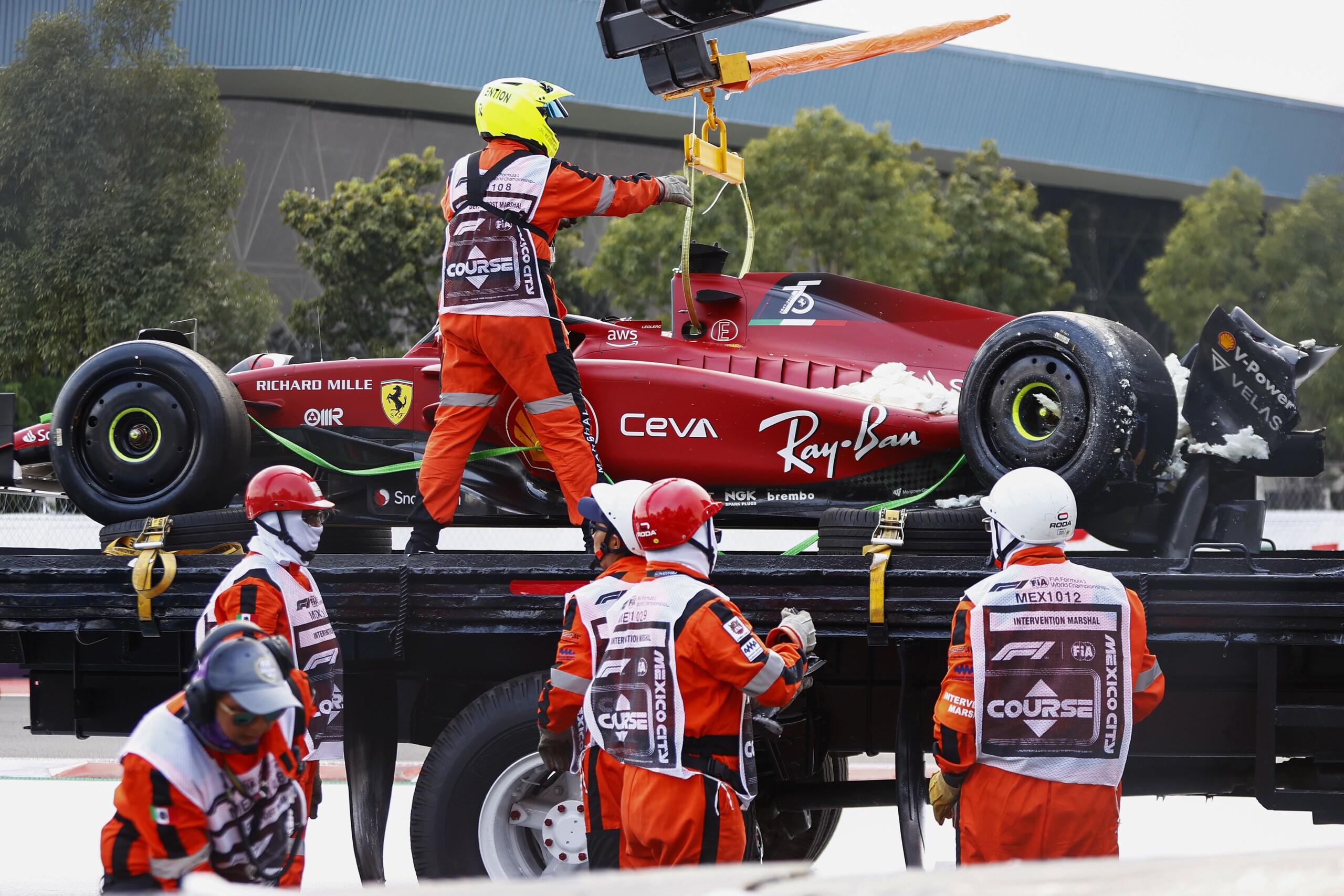 GP Messico: Leclerc contro le barriere nelle libere 2