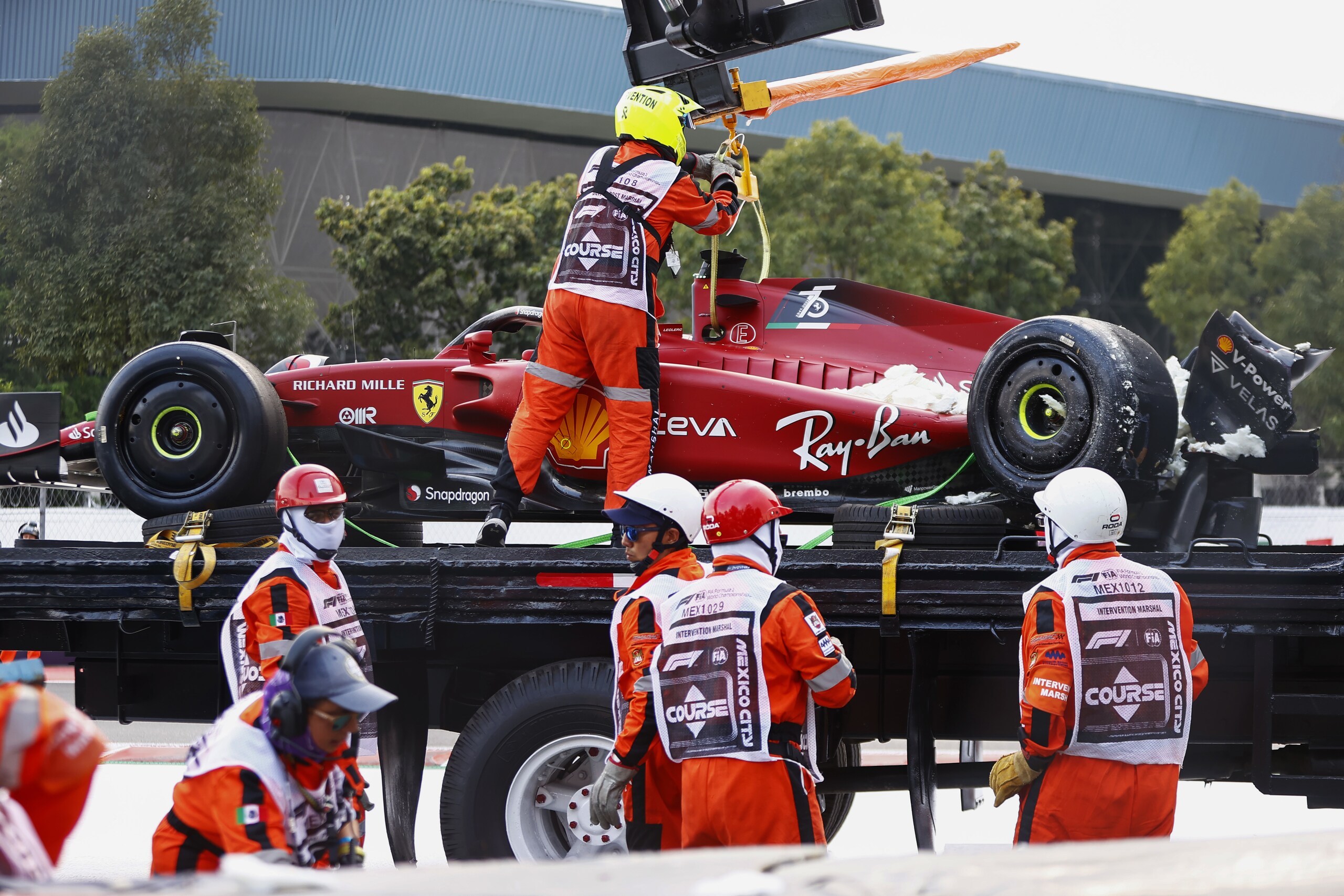 GP Messico: Leclerc contro le barriere nelle libere 2