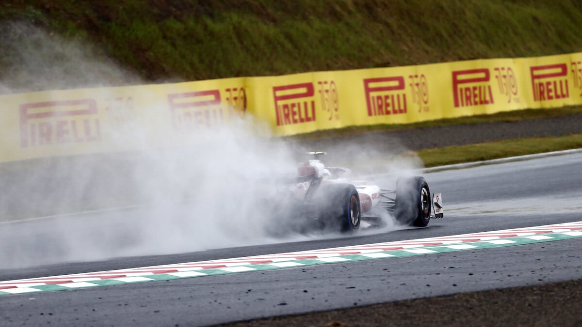Pirelli in pista a dicembre per lo sviluppo delle gomme da bagnato