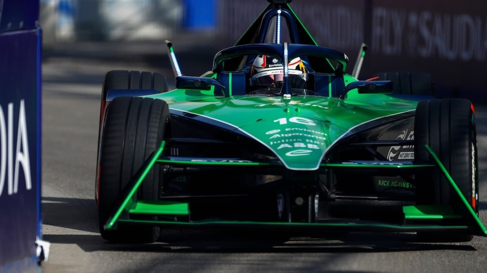 ePrix Diriyah, la qualifica è un affare McLaren-Envision