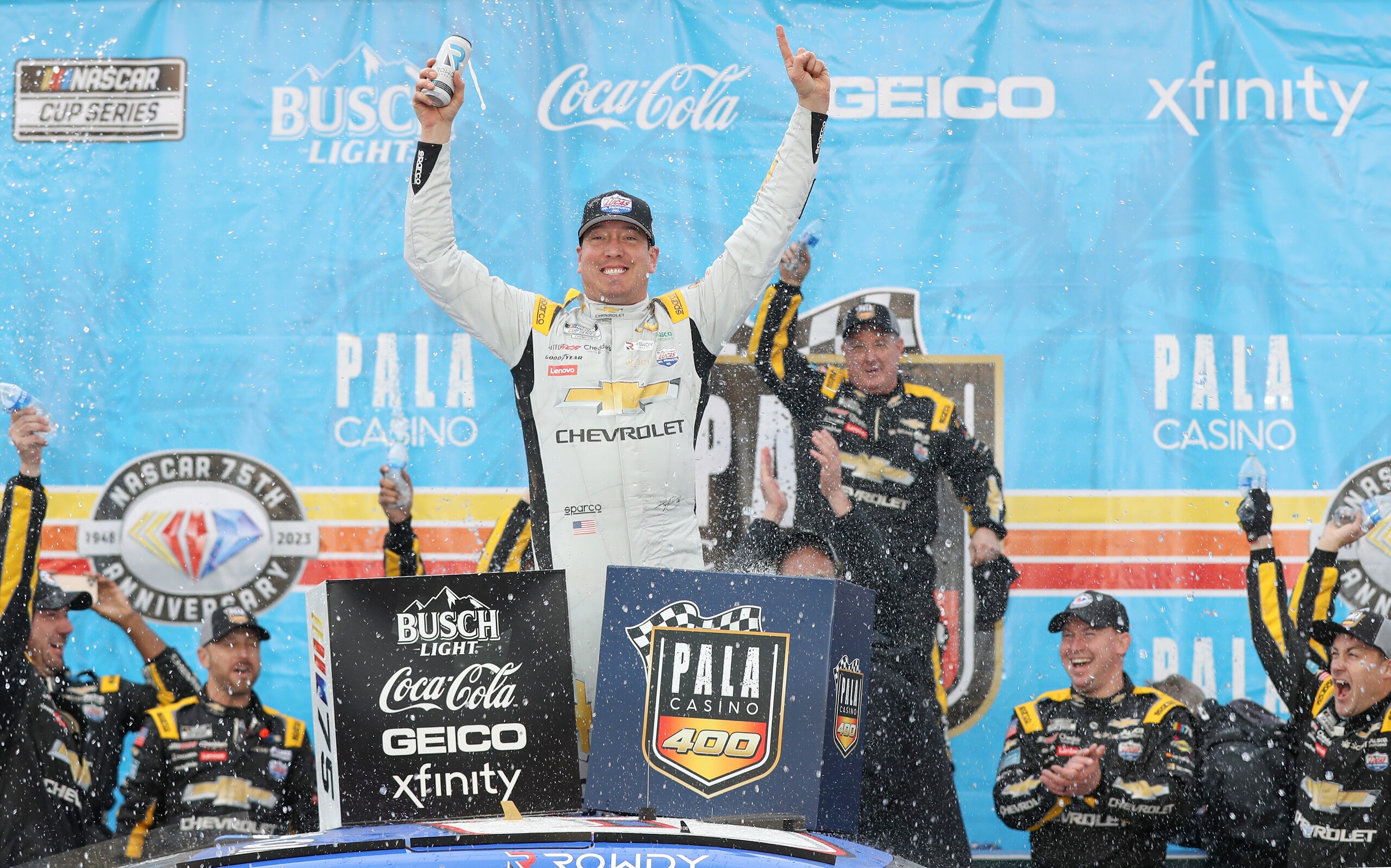 Nascar: che rivincita per Kyle Busch in California