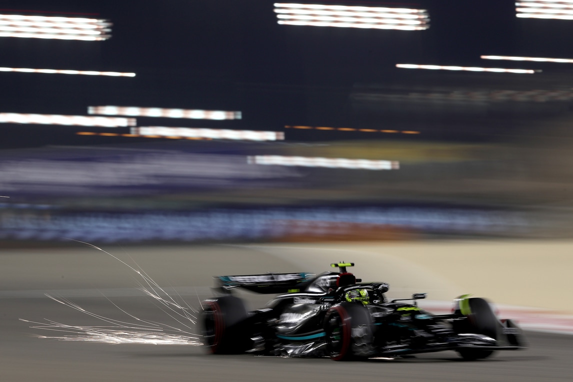 F1 GP Barhain: le foto delle qualifiche