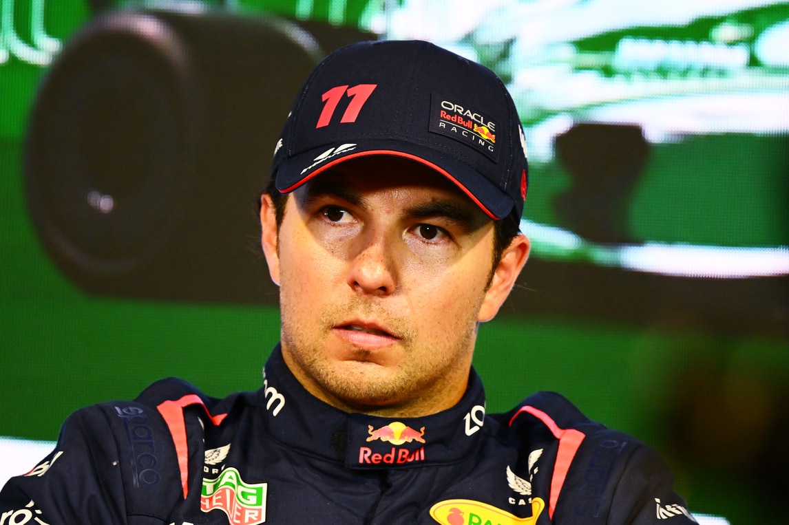 F1 GP d'Arabia Perez nei guai: problemi sulla sua RB19