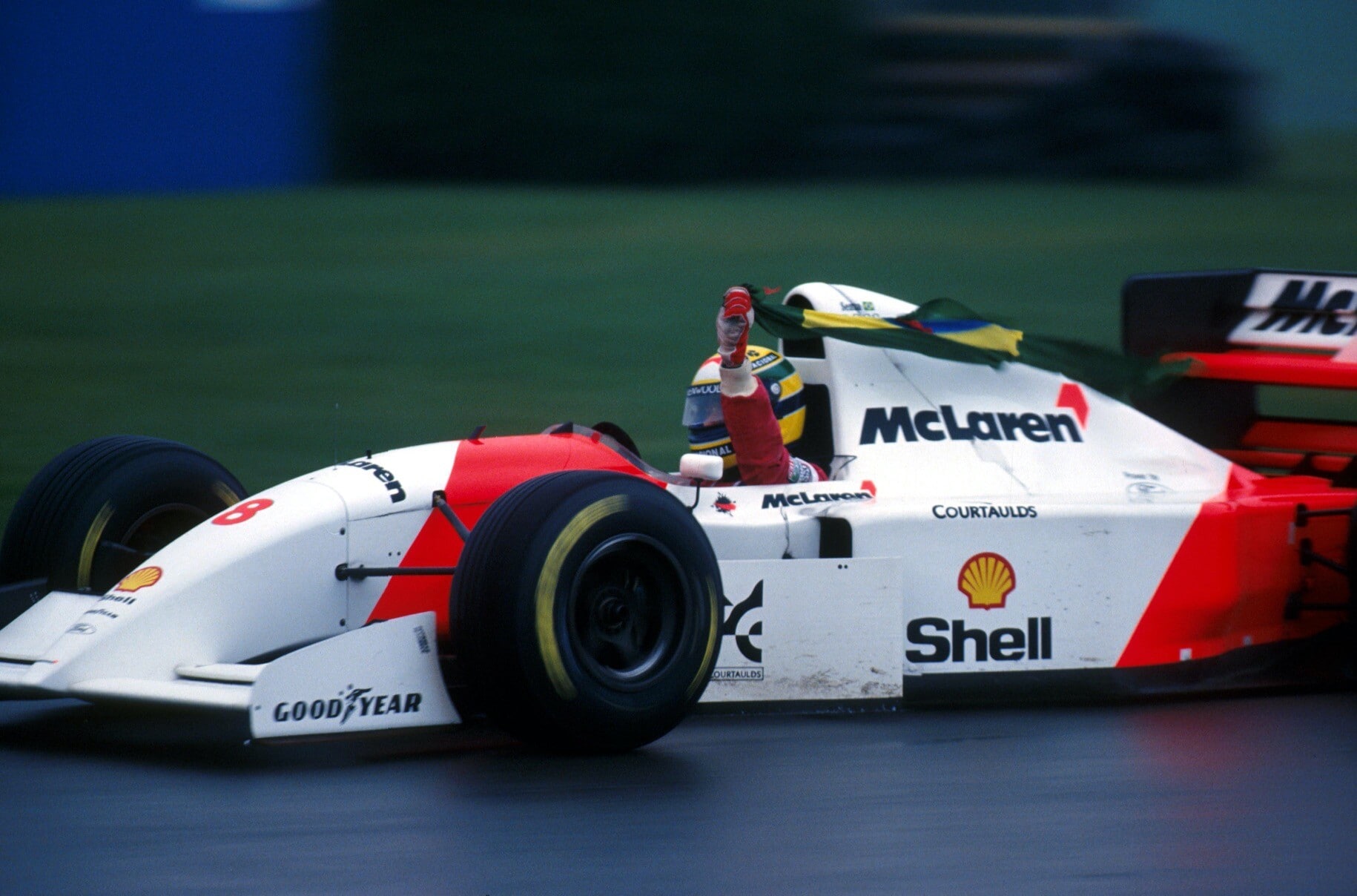 Senna a Donington 1993, quando l'uomo ha battuto la macchina