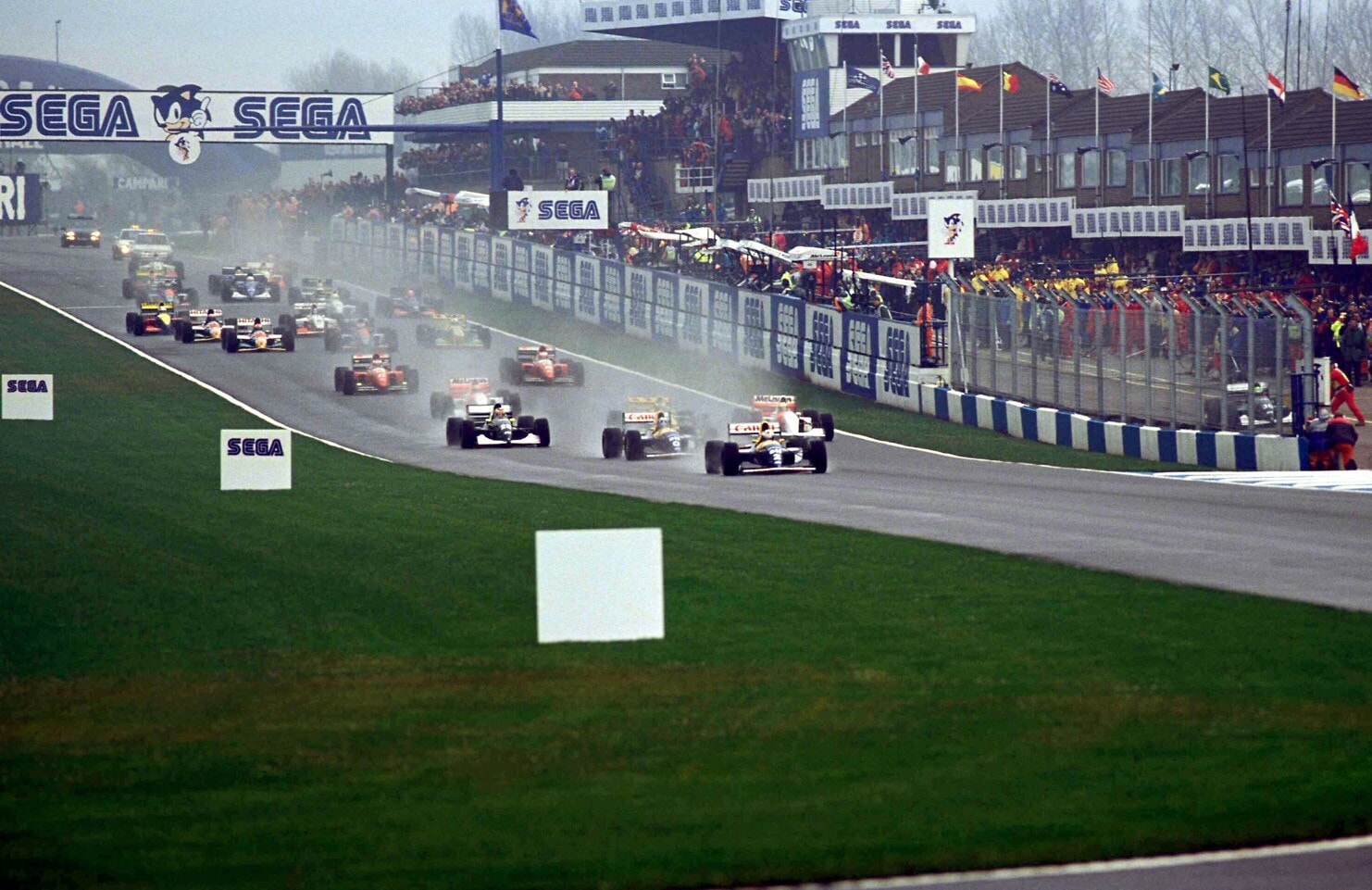 Senna a Donington 1993, quando l'uomo ha battuto la macchina