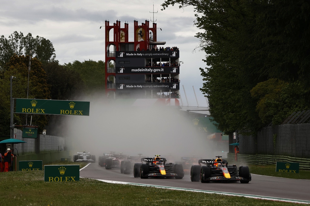 GP Imola, è corsa all'ultimo biglietto