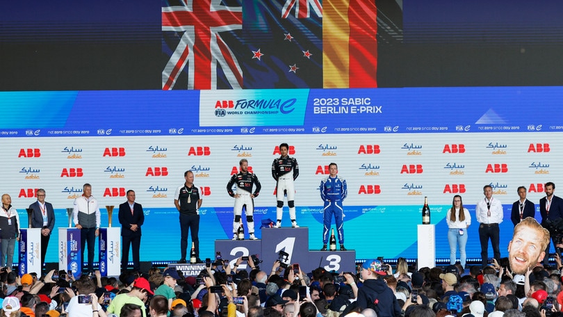 ePrix Berlino gara1, doppietta Jaguar e primo podio per Maserati