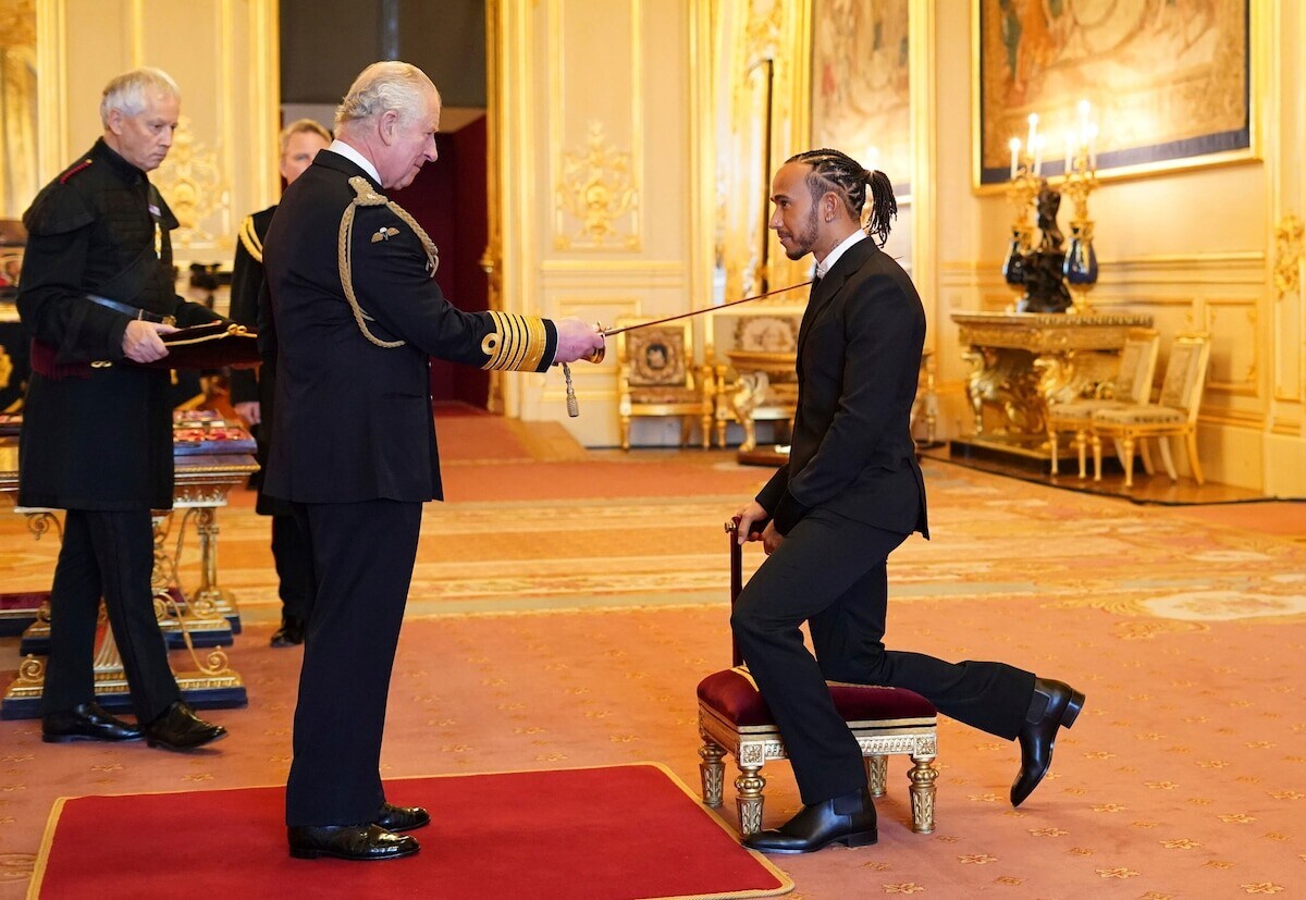 Carlo III, sovrano regalmente racing