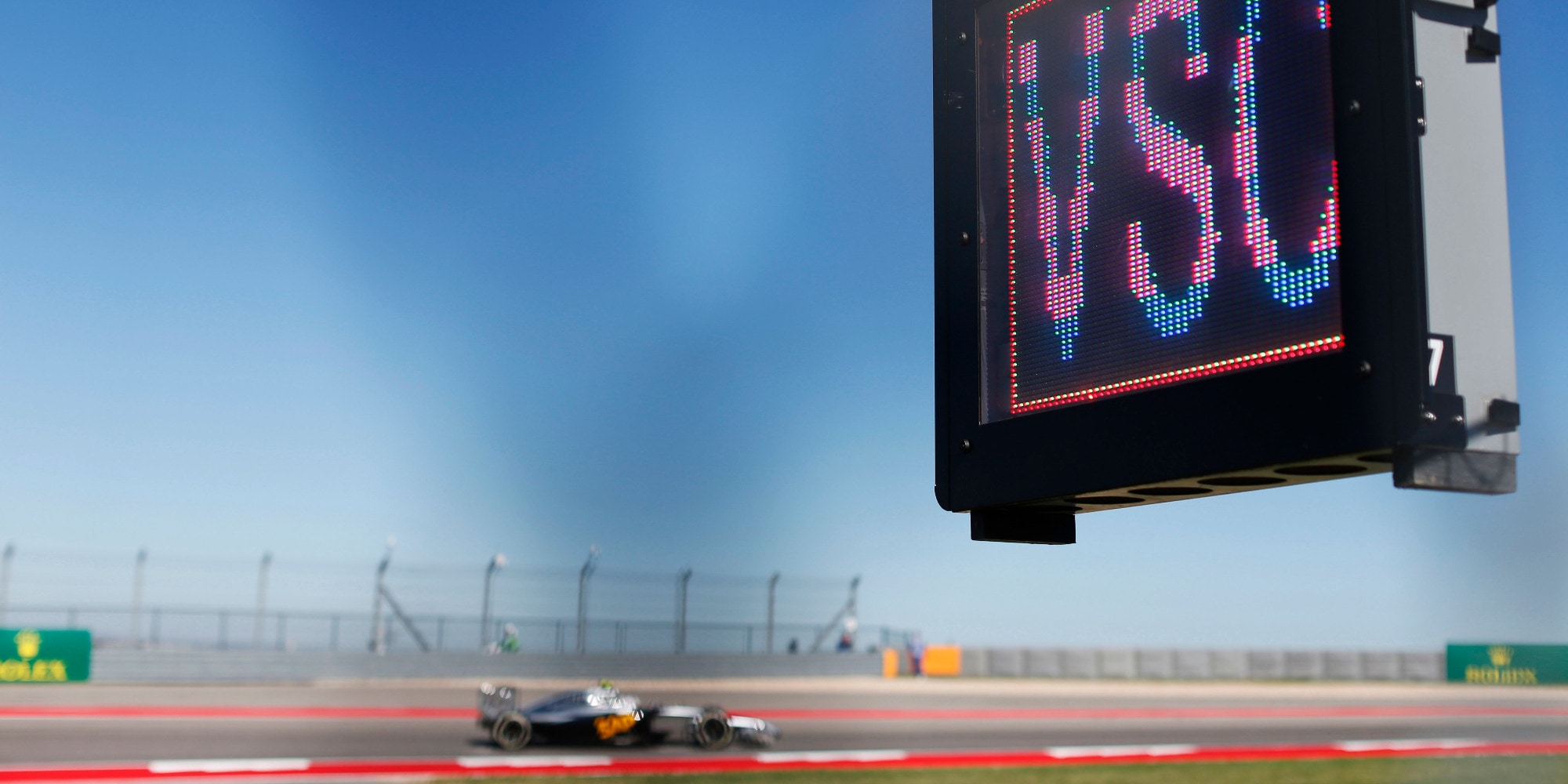 FIA, da Monaco arriva il limite di velocità con le doppie bandiere gialle