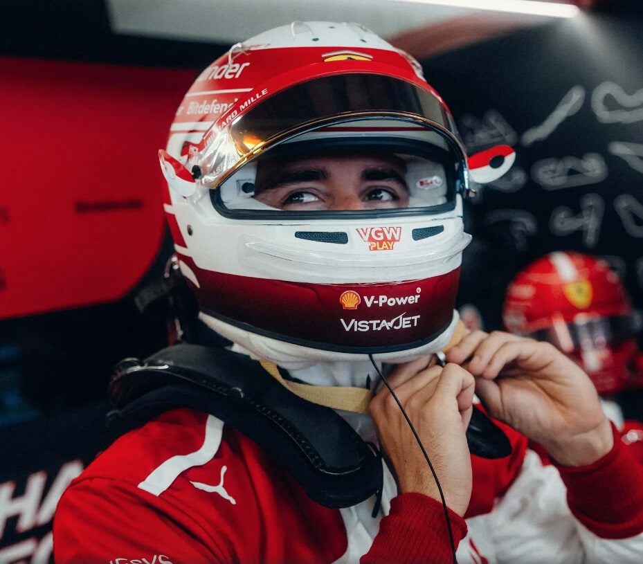 Leclerc, tuta e casco in vendita per aiutare l'Emilia Romagna