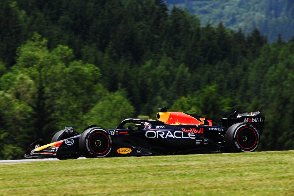GP Austria, FP1: Verstappen davanti alle due Ferrari