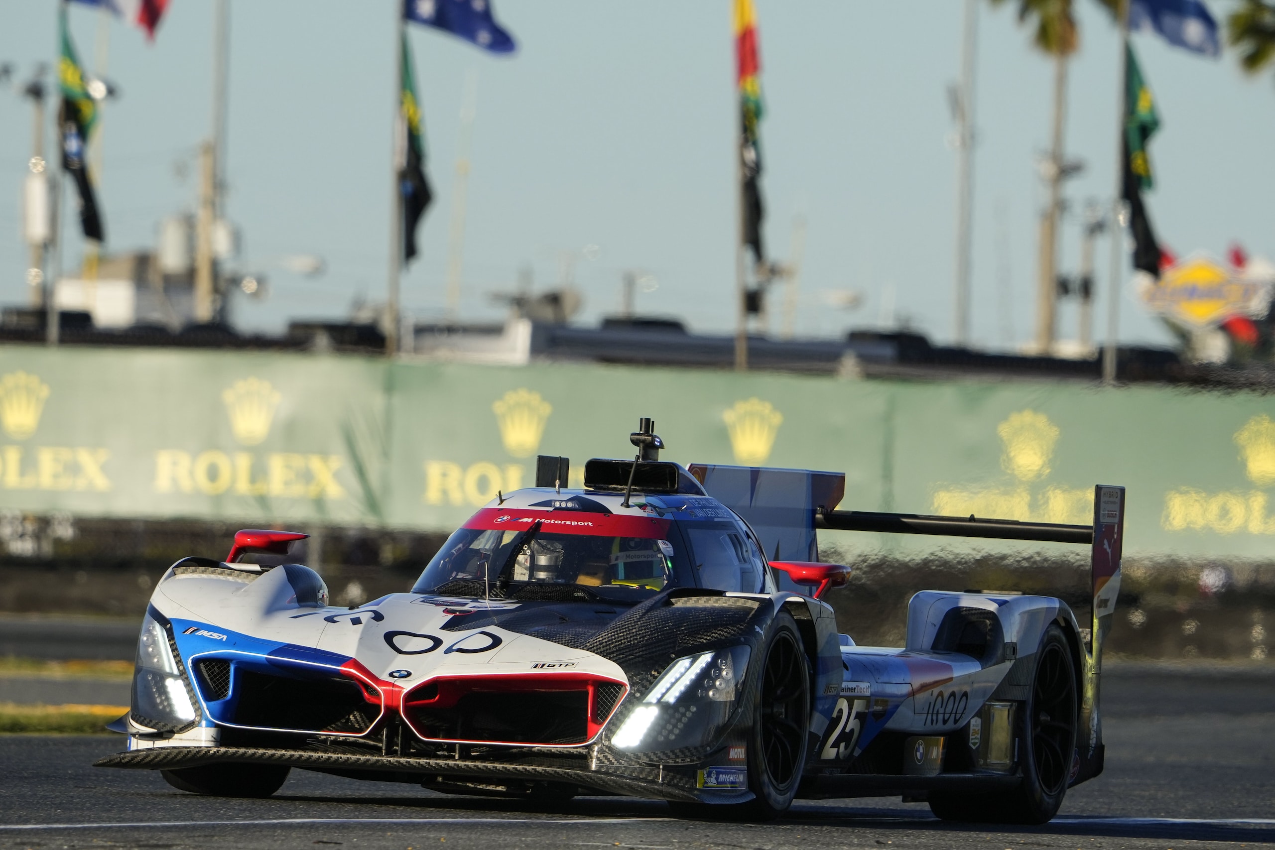 Correre in Hypercar è come stare sui social