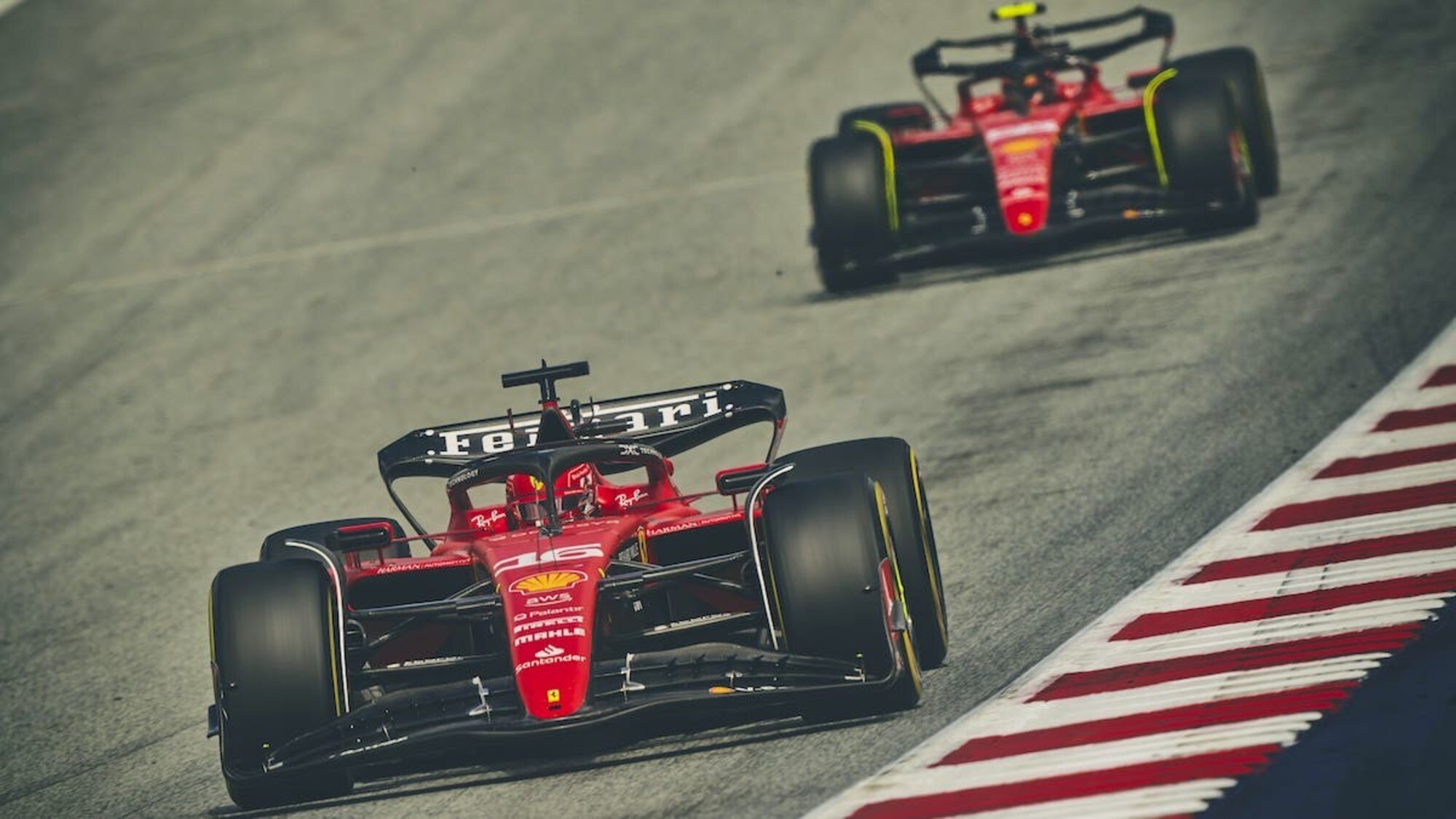Vasseur verso Silverstone: ora la SF-23 permette ai piloti di attaccare