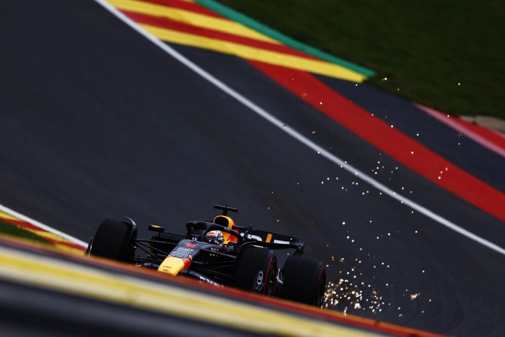 GP Belgio: doppietta Red Bull, vince Verstappen. Leclerc sul podio, Sainz ko