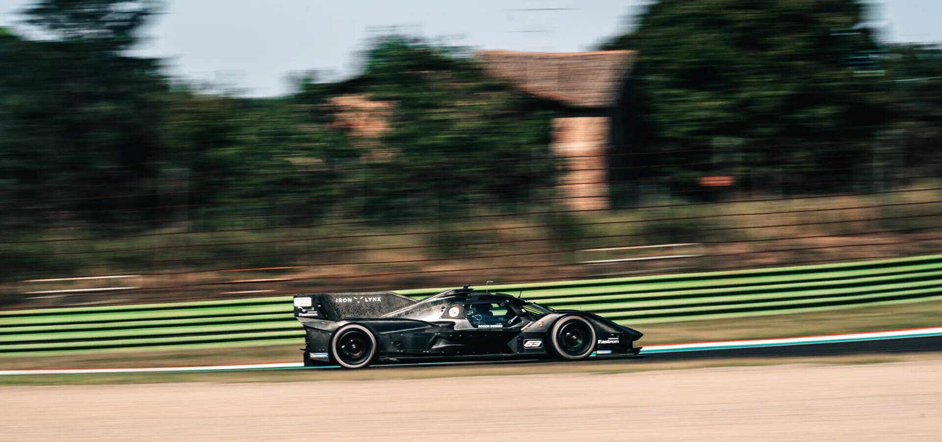 Lamborghini SC63, l'Hypercar del Toro in azione a Imola