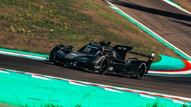Lamborghini, conclusi a Imola i primi 1.500 km di test con la SC63