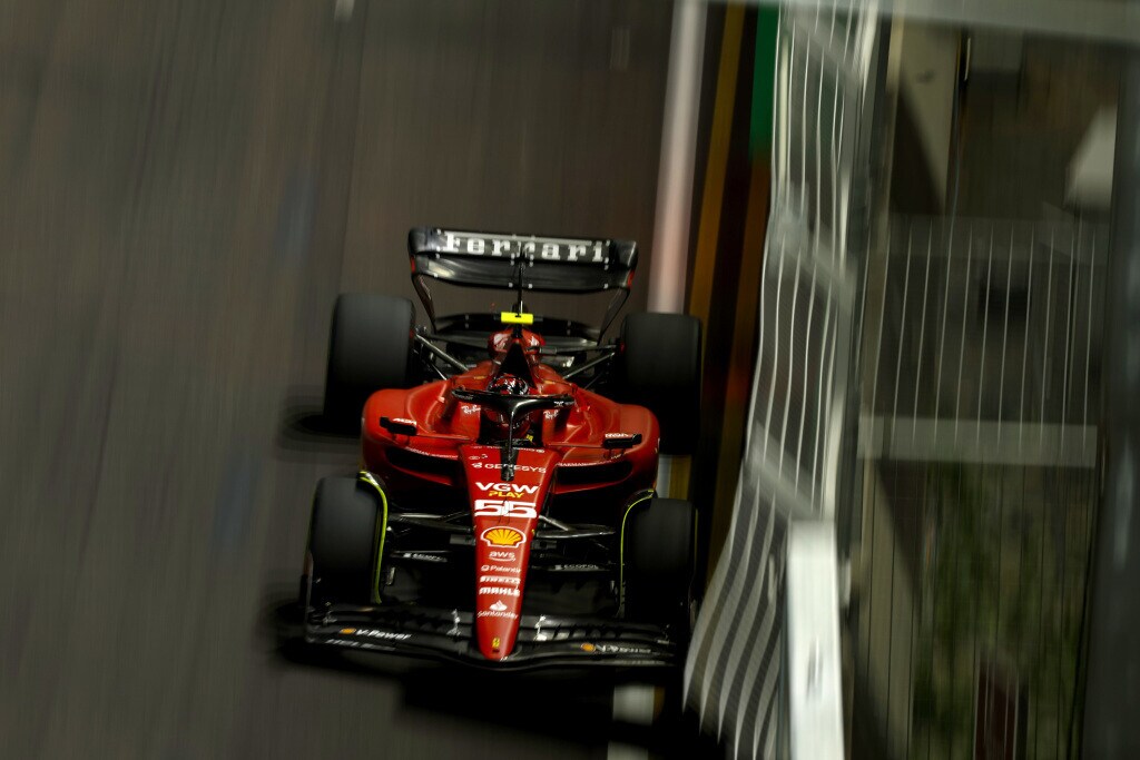 GP Singapore, FP2: Ferrari le più veloci, Russell primo inseguitore