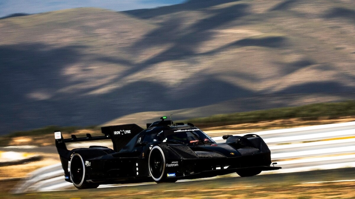 Lamborghini continua i test con la SC63, prima uscita per Grosjean