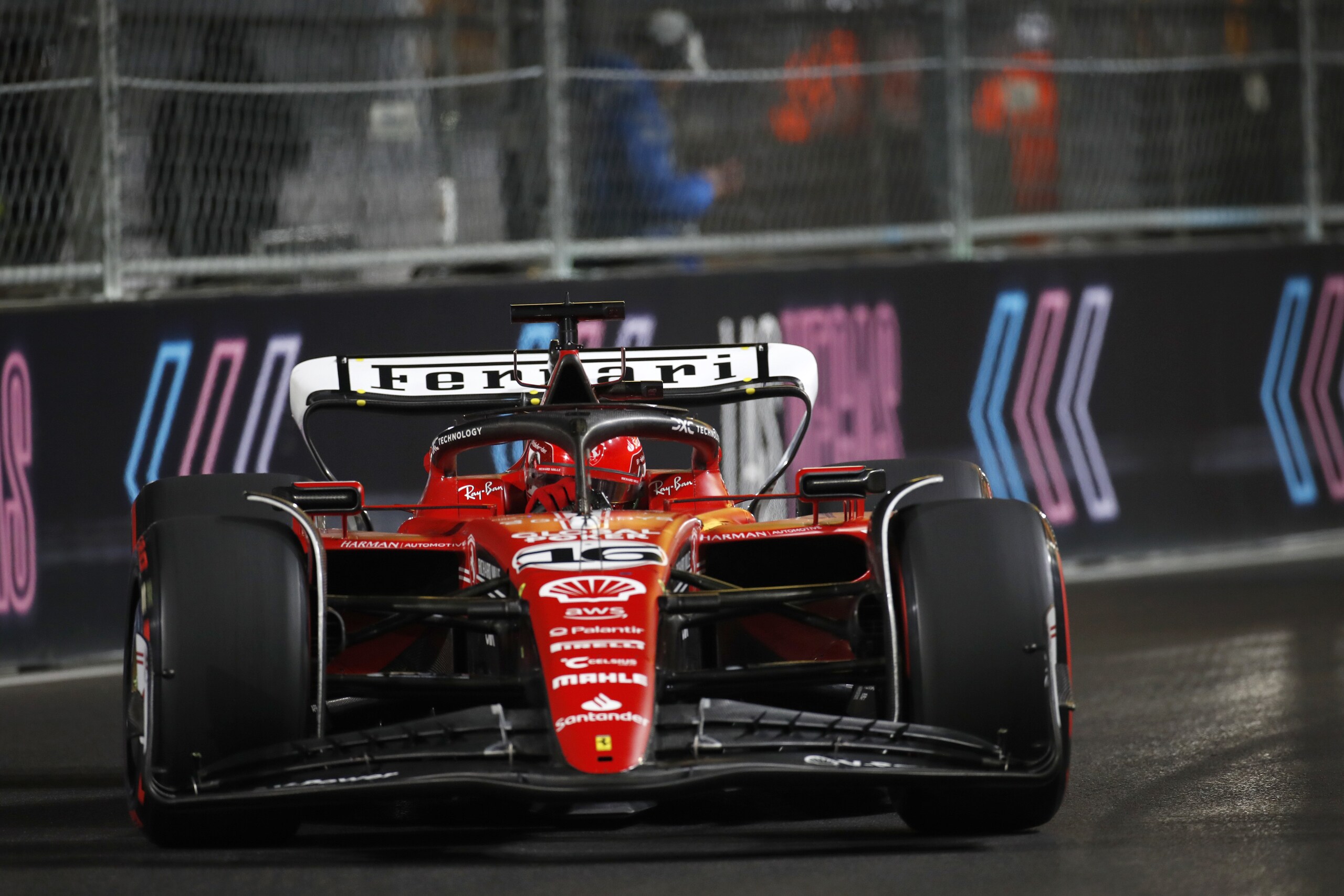 Leclerc: "Il miglior giro l'ho fatto in Q2, ma conta partire davanti"
