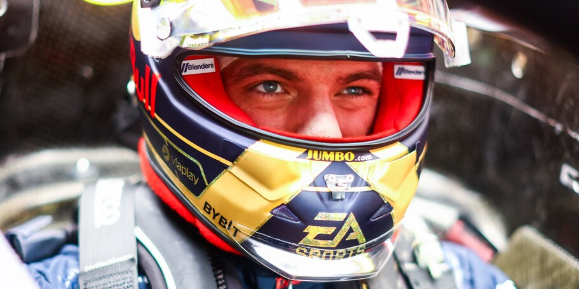 Verstappen tra una Red Bull da migliorare e il "blocco" Mercedes in pitlane