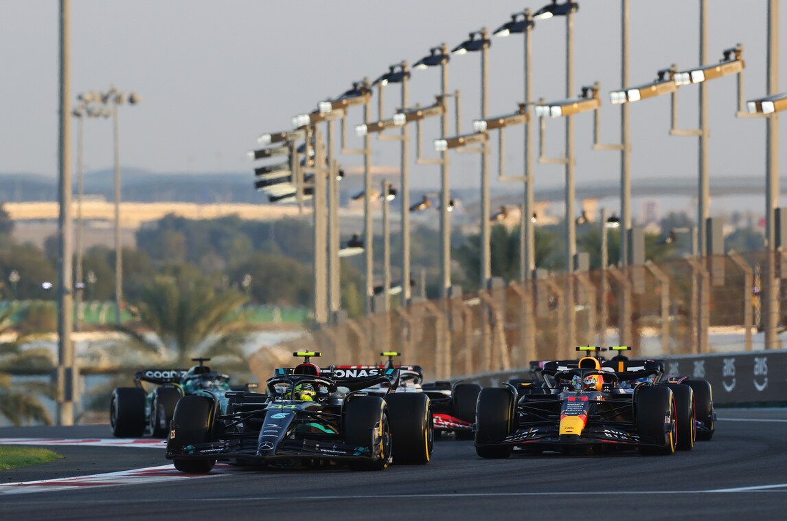 Hamilton: Red Bull? Curioso sì, ma non aggiungerebbe poi molto