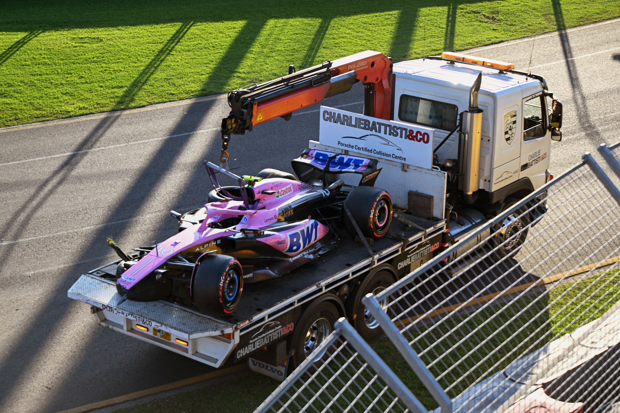 Da Leclerc a Hamilton: i 10 incidenti più clamorosi della Formula 1 nel 2023