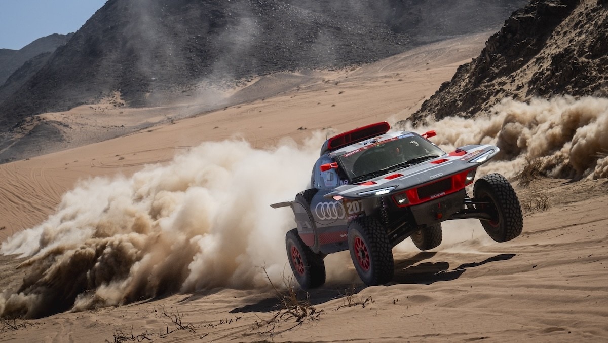 Dakar 2024, prologo ad Audi. Loeb: "Abbiamo deciso di spingere"