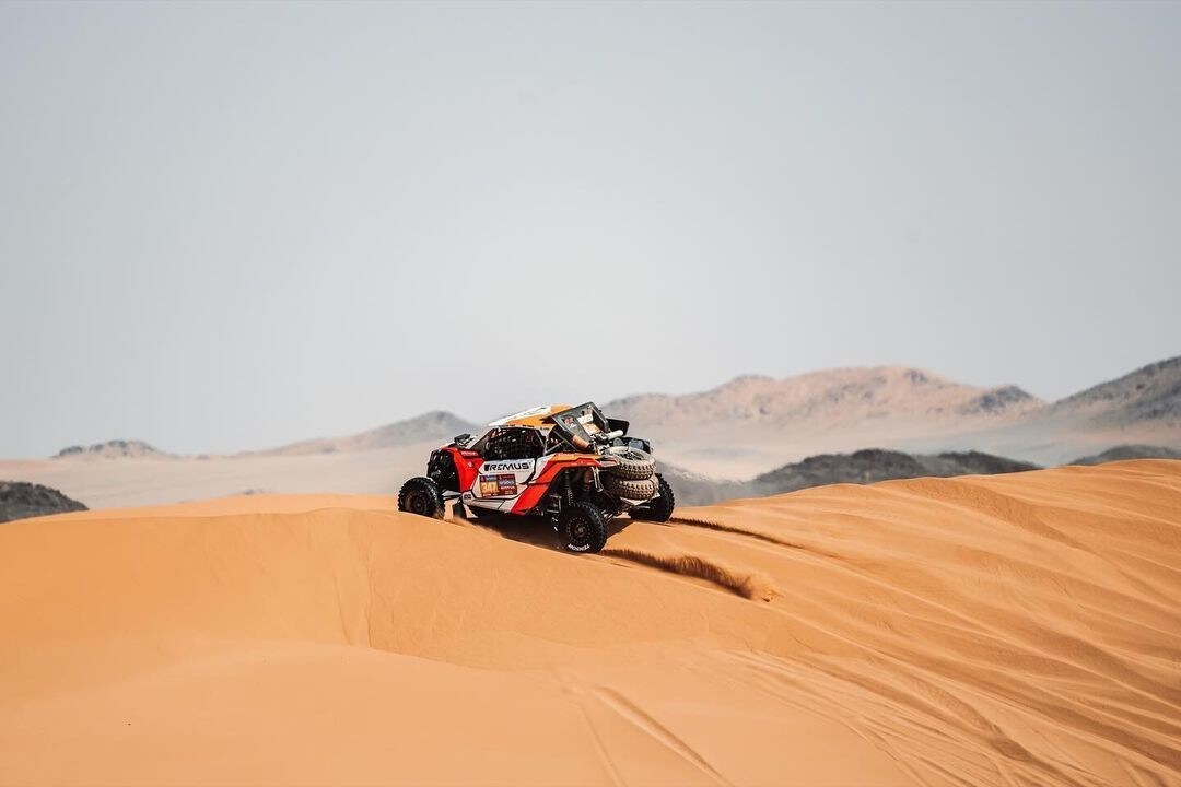 Dakar 2023, c'è anche Lauda Jr: livrea omaggio alla F1 di papà Niki