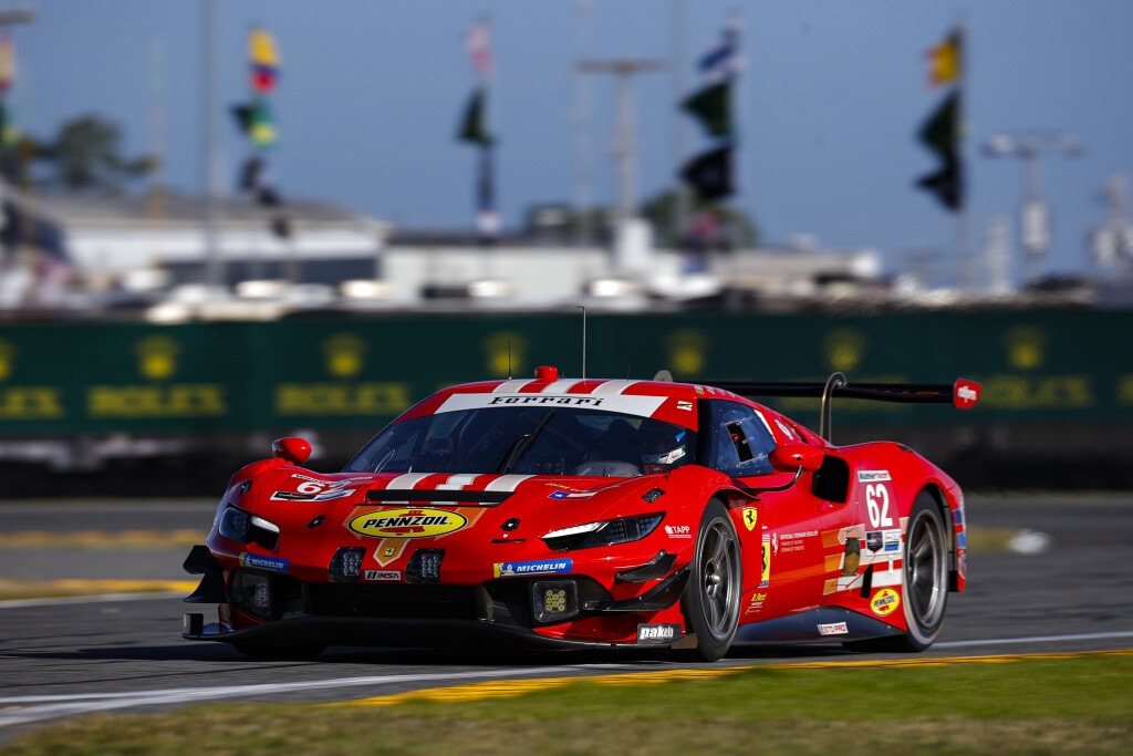24 Ore di Daytona: due Ferrari in lotta per le vittorie di classe!