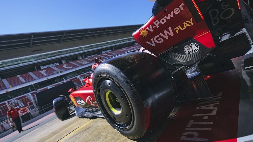 Ferrari, Arthur Leclerc in pista per i test Pirelli