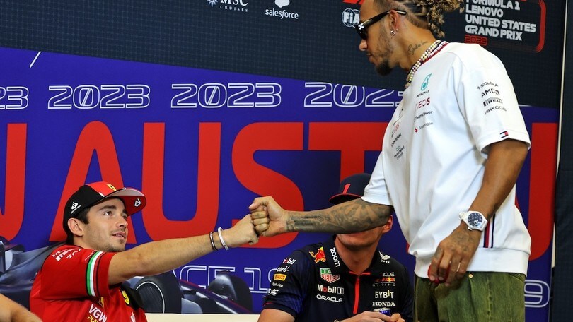 Lewis Hamilton sarà un pilota Ferrari: è ufficiale