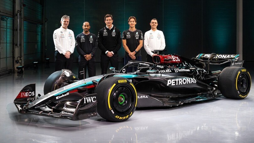 Allison: "Mercedes W15 cambia come non era possibile nel 2023"