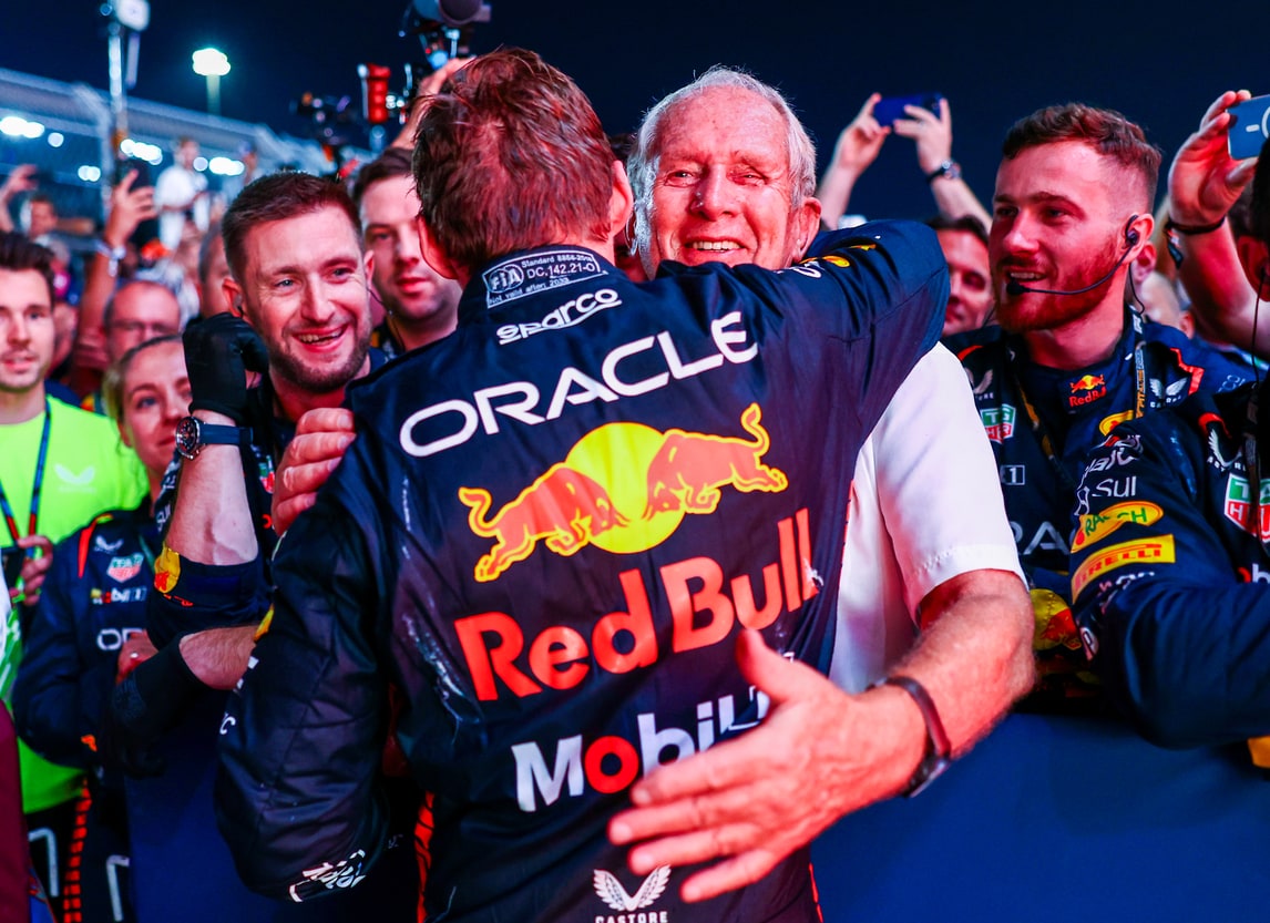 Marko: "Verstappen mai in Mercedes. Hamilton in Ferrari? Sorprendente"