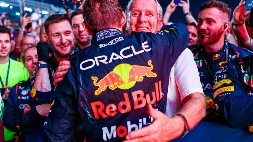 Marko: "Verstappen mai in Mercedes. Hamilton in Ferrari? Sorprendente"