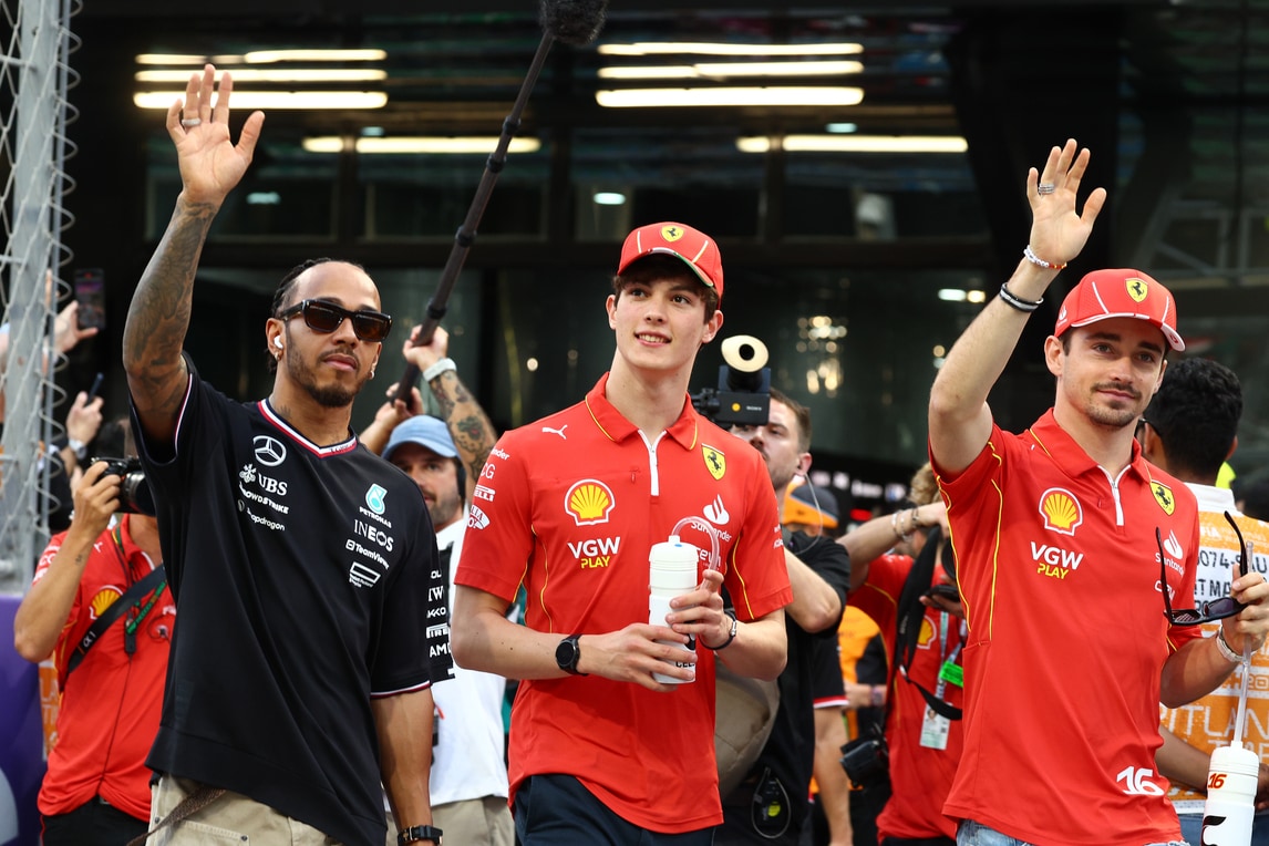 Bearman e il debutto in Ferrari: "Il mio collo era andato, la F2 non ti prepara a questo"