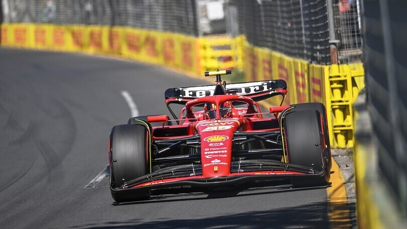 Mercato piloti, Wolff non esclude Carlos Sainz dalle opzioni Mercedes