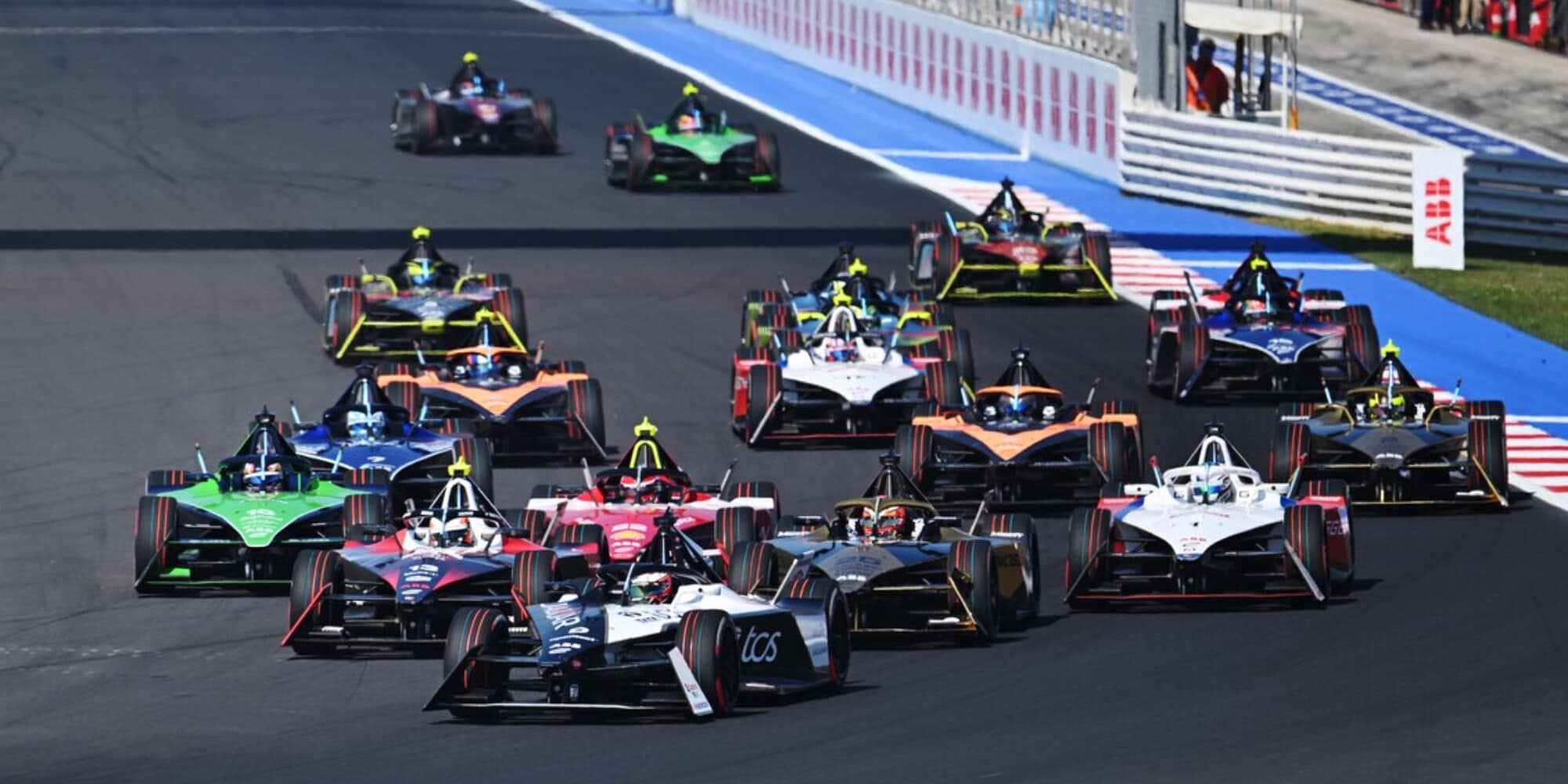 Formula E Misano: Da Costa squalificato da gara 1, vince Rowland