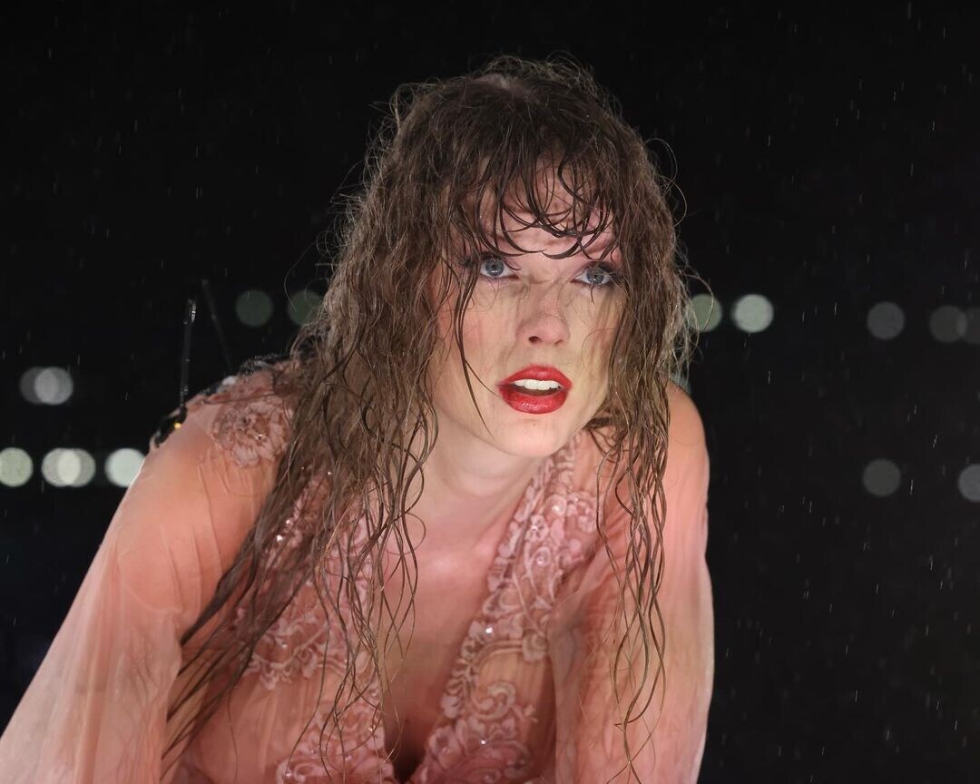 Taylor Swift: chi è la famosissima cantante che avrebbe avuto un flirt con Alonso
