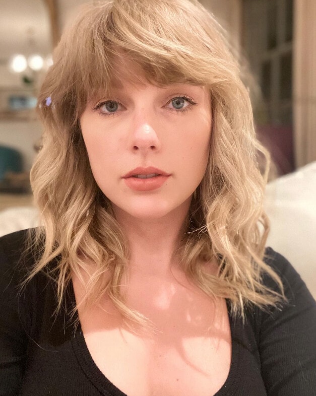 Taylor Swift: chi è la famosissima cantante che avrebbe avuto un flirt con Alonso