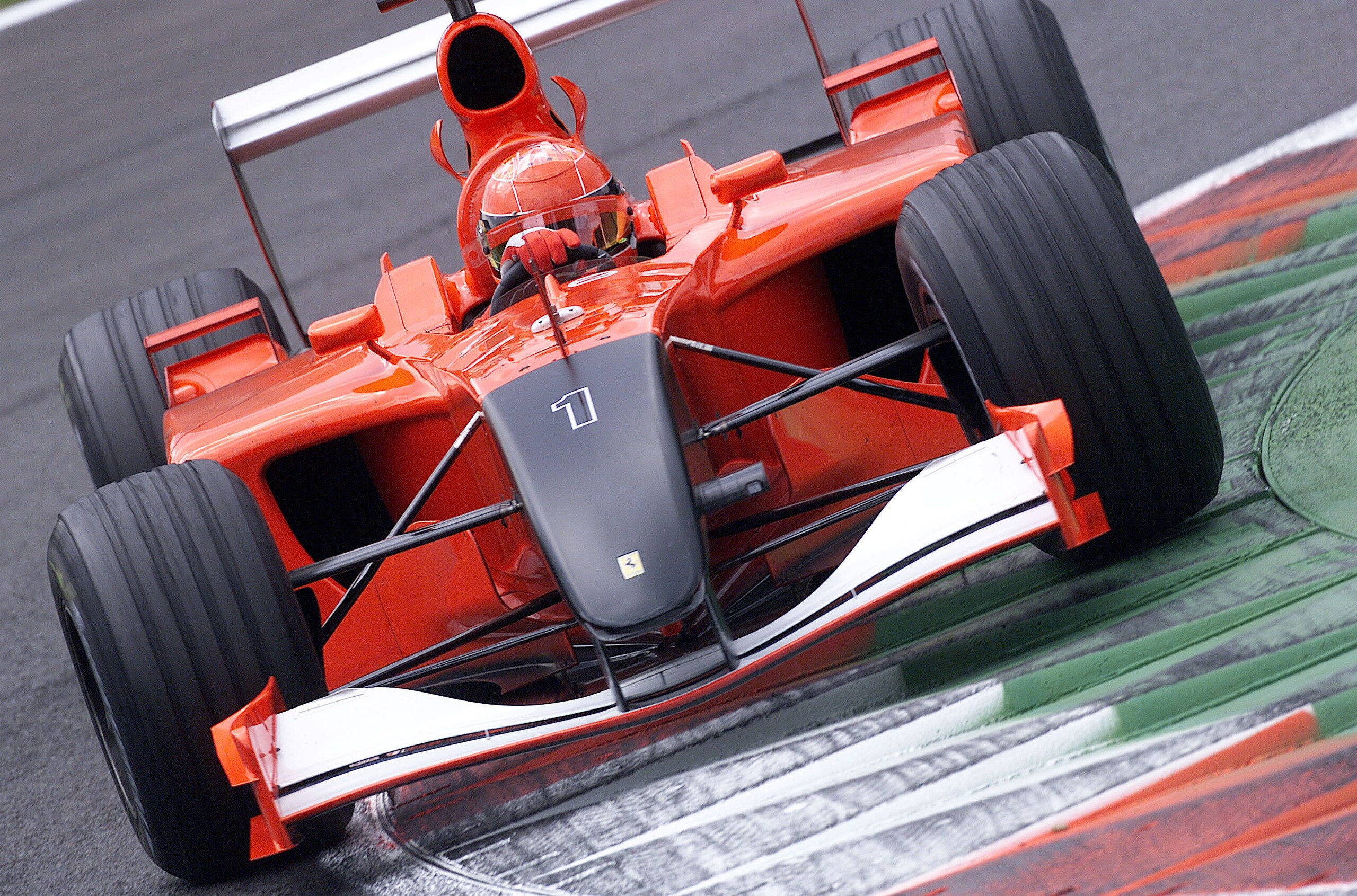 Ferrari, Rossa ma non solo: ecco le livree "speciali"