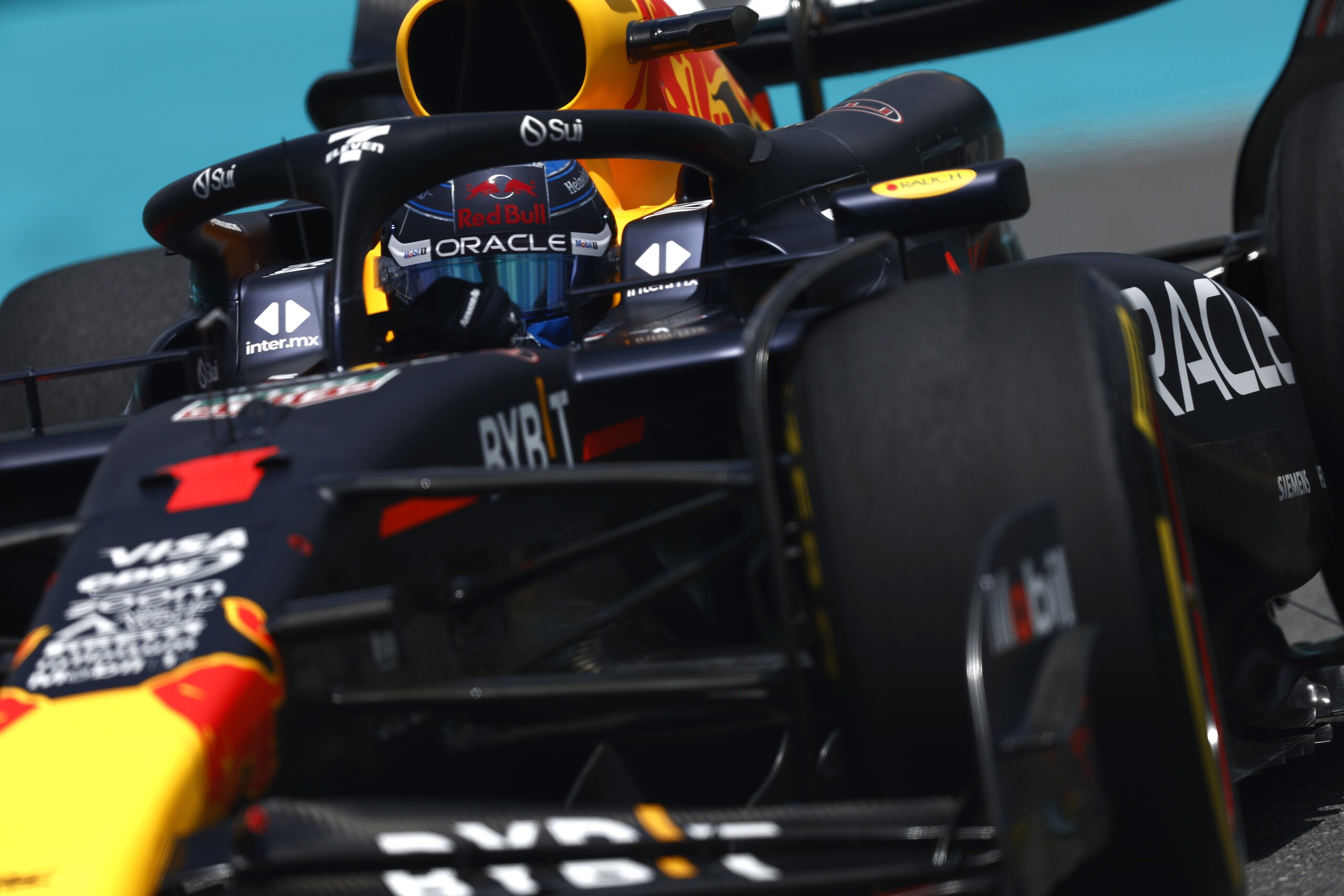 GP Miami, FP1: guida Verstappen, Leclerc subito ko