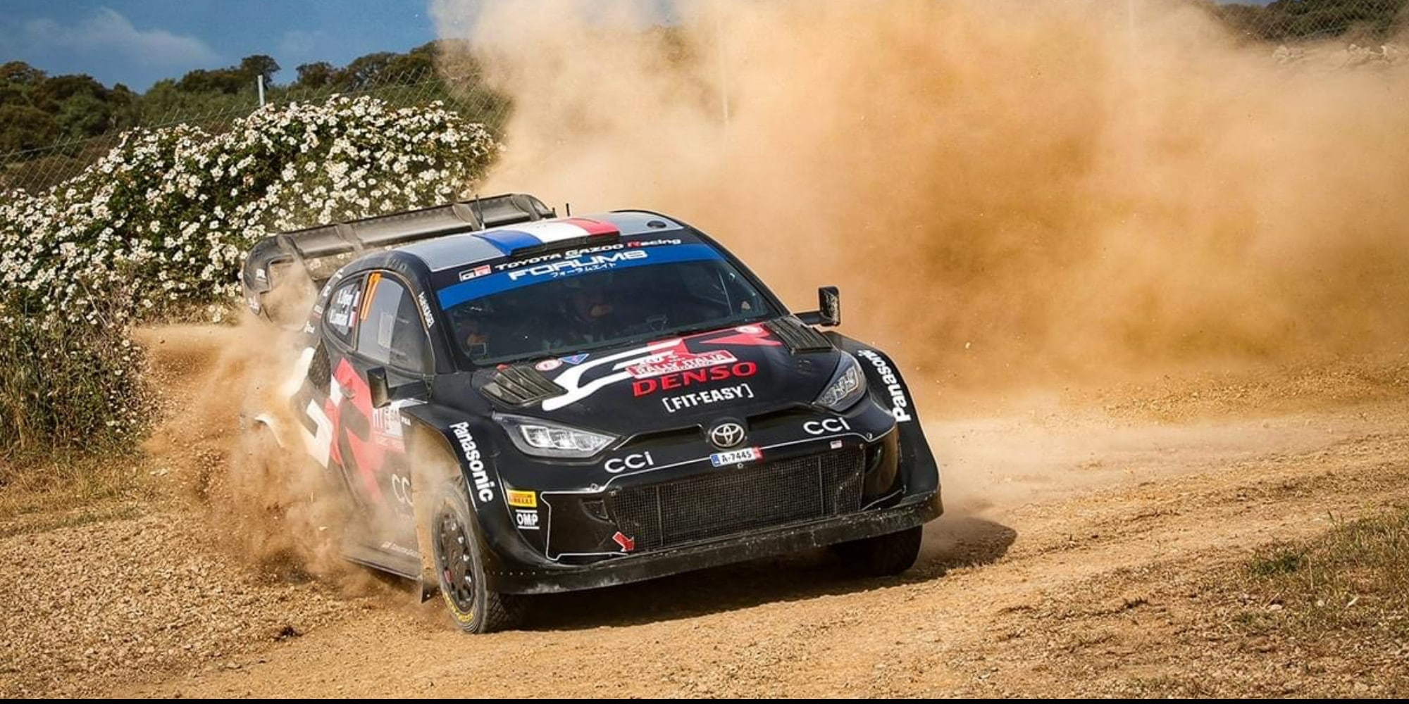 WRC Sardegna, Ogier chiude in testa la prima tappa
