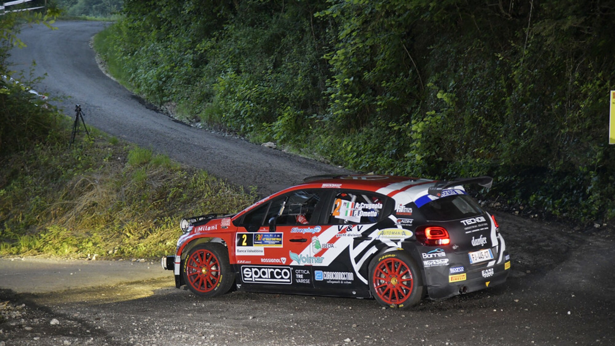 Crugnola vince a Verona e allunga deciso nel Tricolore