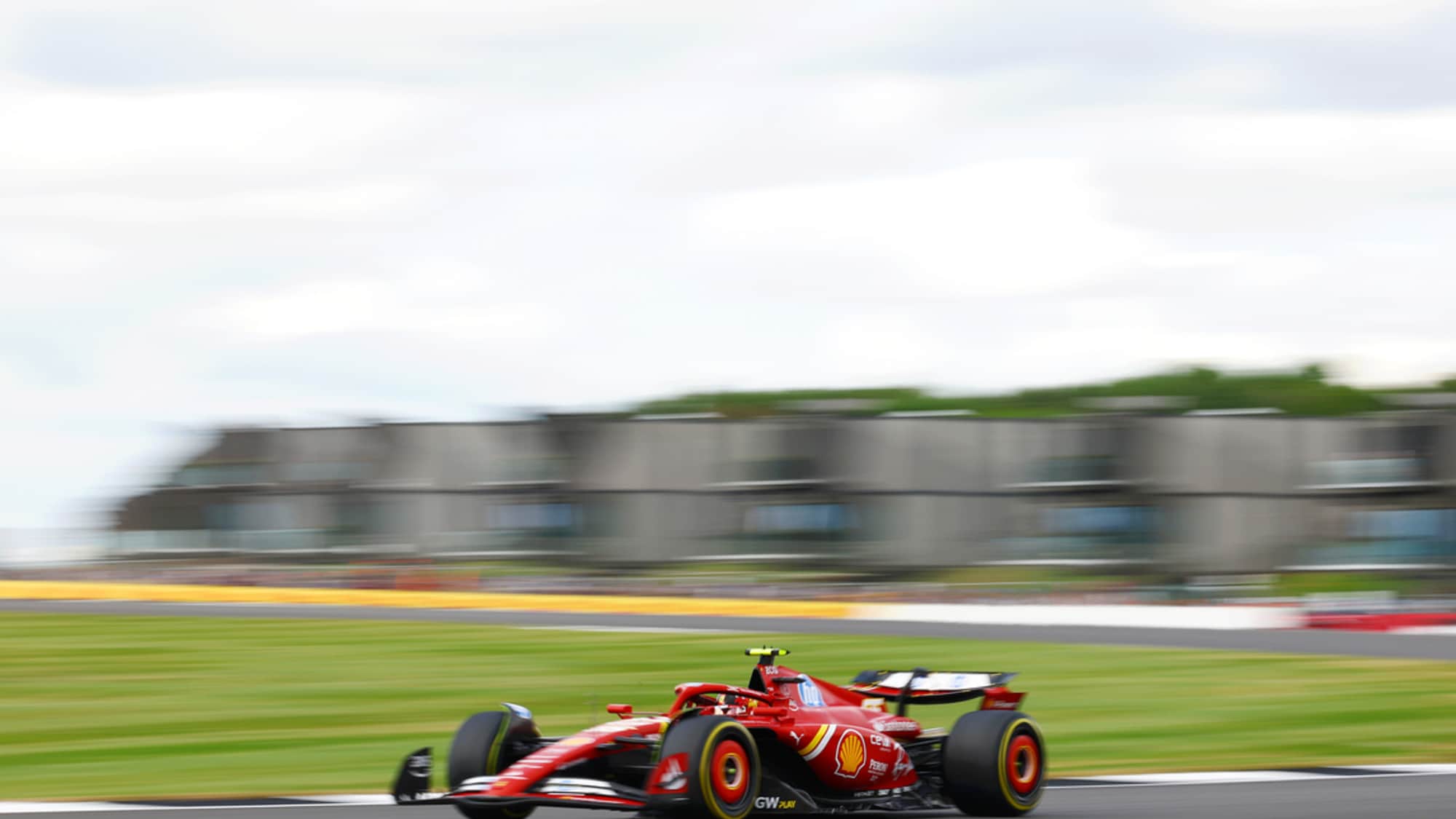 GP Gran Bretagna, l'anteprima: McLaren per confermarsi e la prima in casa di Lewis in Rosso 