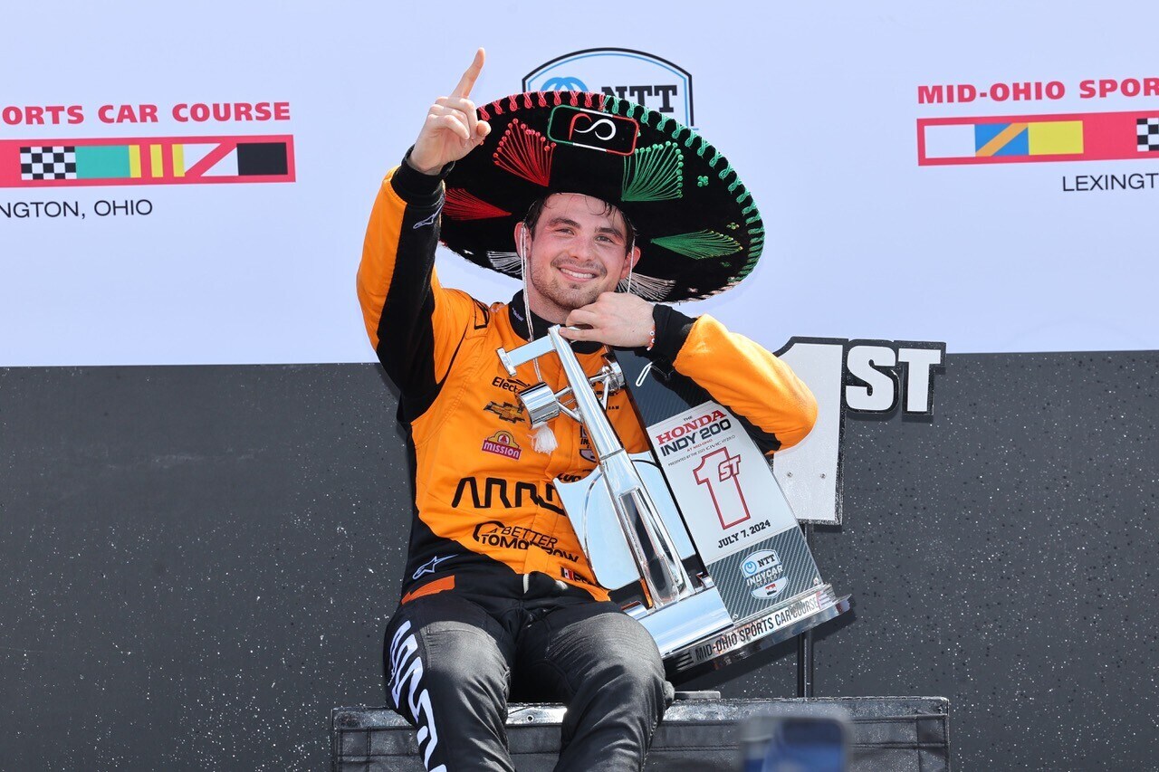 IndyCar: O'Ward batte Palou nella prima gara "ibrida"