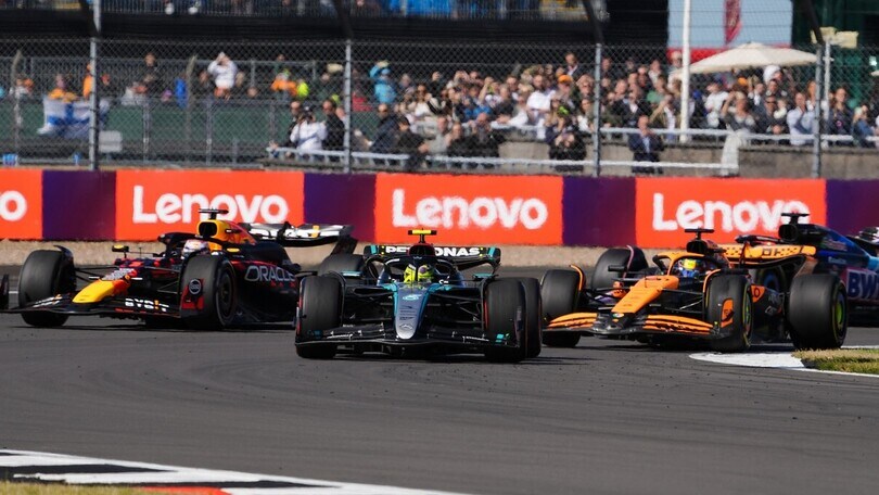 Mercedes, un altro colpo di reni in Ungheria e Belgio